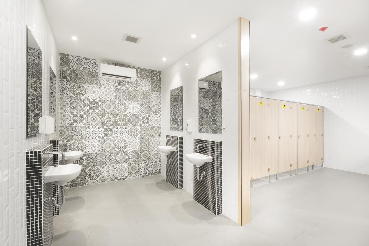 Nomad Hostel Kemang จาการ์ตา ภายนอก รูปภาพ