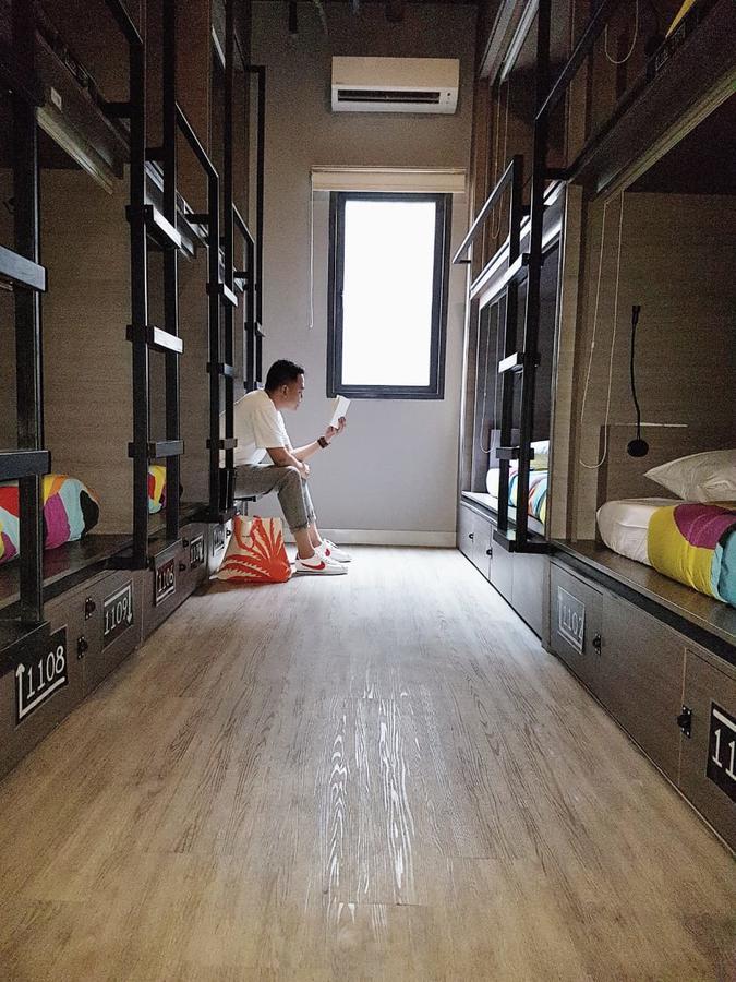 Nomad Hostel Kemang จาการ์ตา ภายนอก รูปภาพ