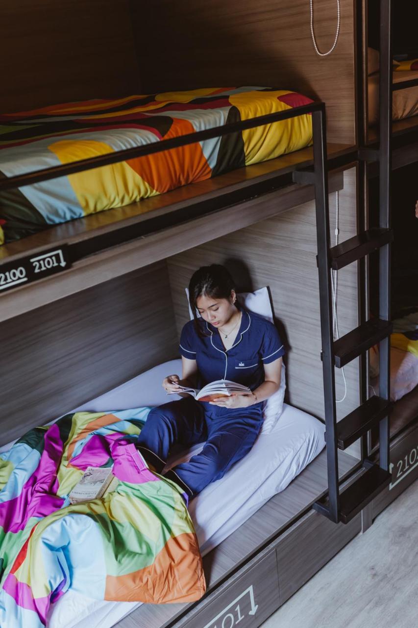 Nomad Hostel Kemang จาการ์ตา ภายนอก รูปภาพ