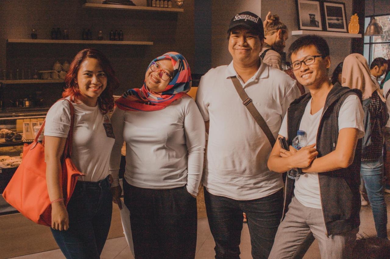 Nomad Hostel Kemang จาการ์ตา ภายนอก รูปภาพ