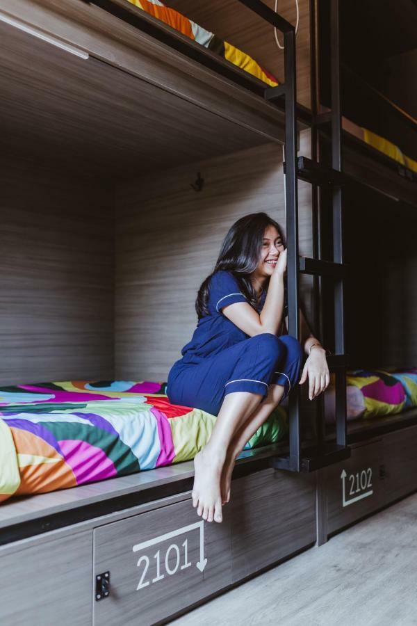 Nomad Hostel Kemang จาการ์ตา ภายนอก รูปภาพ